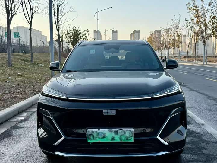 Фото 2 - Geely Galaxy Starship 7