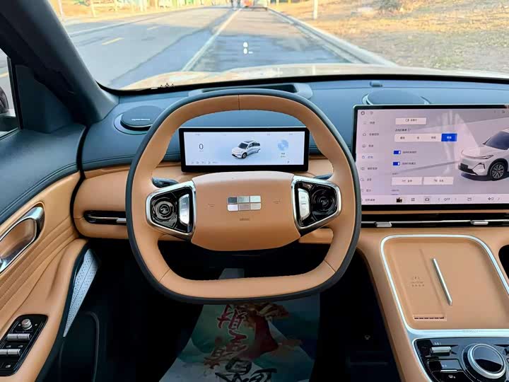 Фото 4 - Geely Galaxy Starship 7