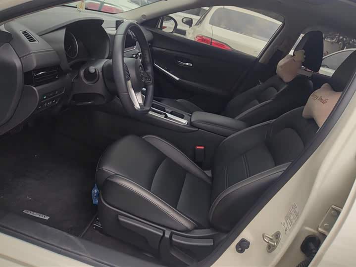 Фото 9 - Nissan Sylphy