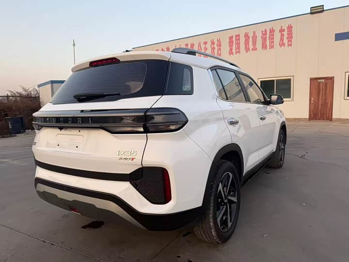 Фото 8 - Hyundai ix35 (Mufasa)