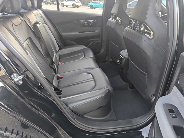 Фото 9 - GAC Trumpchi Empow R