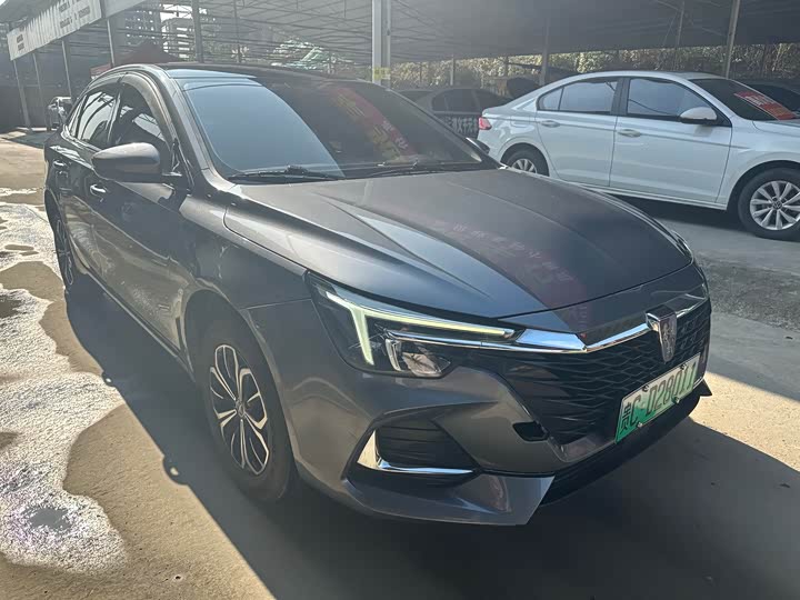 Фото 3 - Roewe i6 Max EV