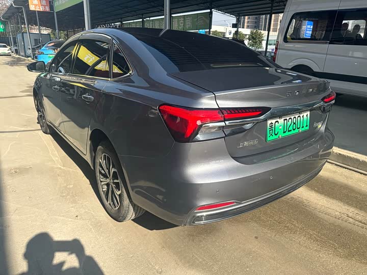 Фото 5 - Roewe i6 Max EV