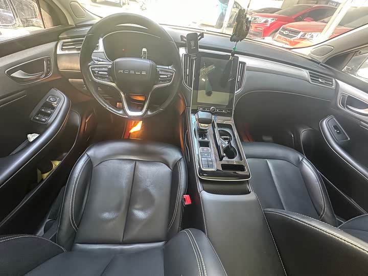 Фото 7 - Roewe i6 Max EV