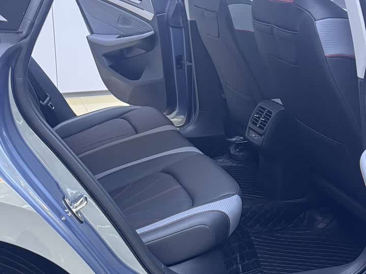 Фото 6 - Volkswagen Lamando L