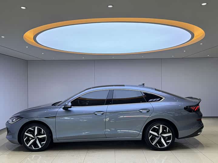 Фото 9 - Volkswagen Lamando L