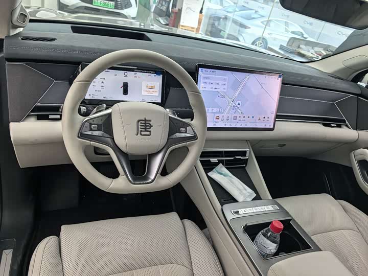 Фото 8 - BYD Tang L