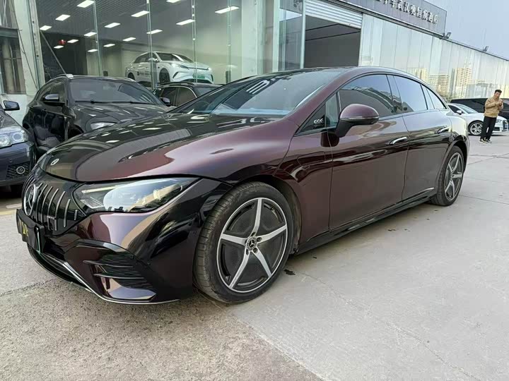 Фото 1 - Mercedes-Benz EQE