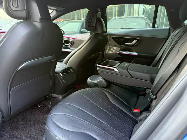 Фото 6 - Mercedes-Benz EQE