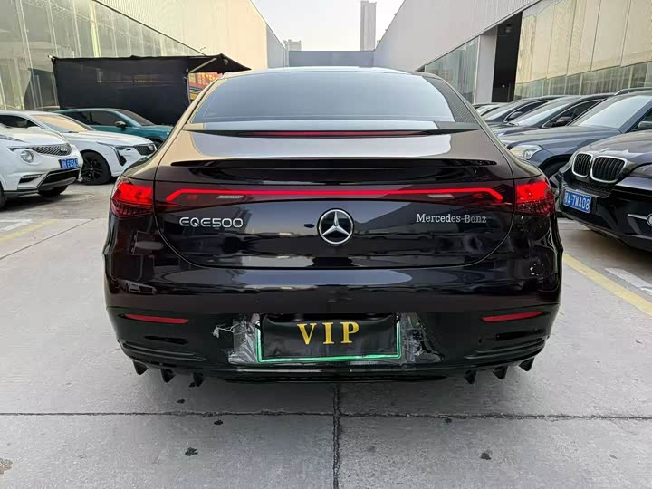 Фото 8 - Mercedes-Benz EQE