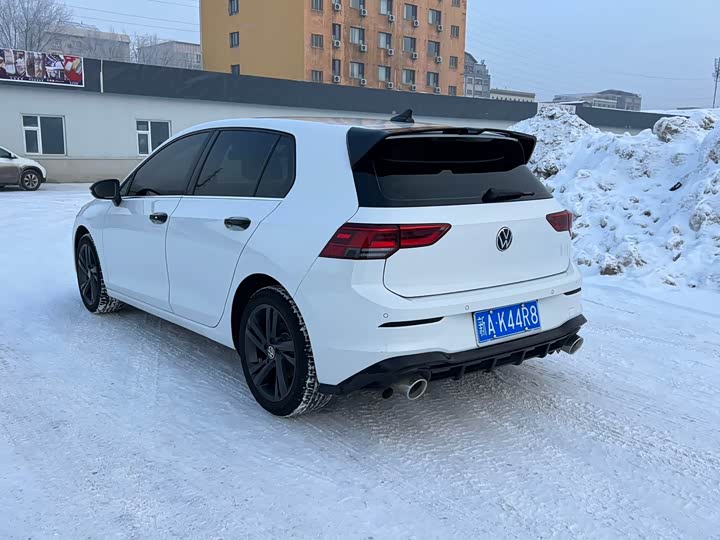 Фото 7 - Volkswagen Golf