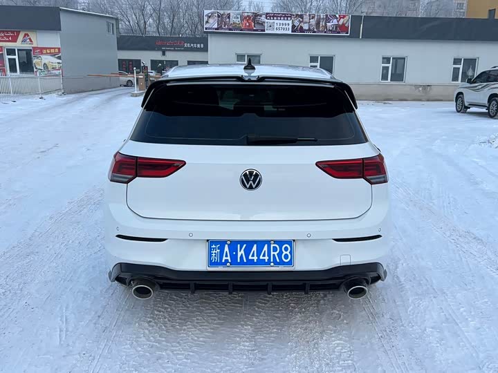 Фото 8 - Volkswagen Golf