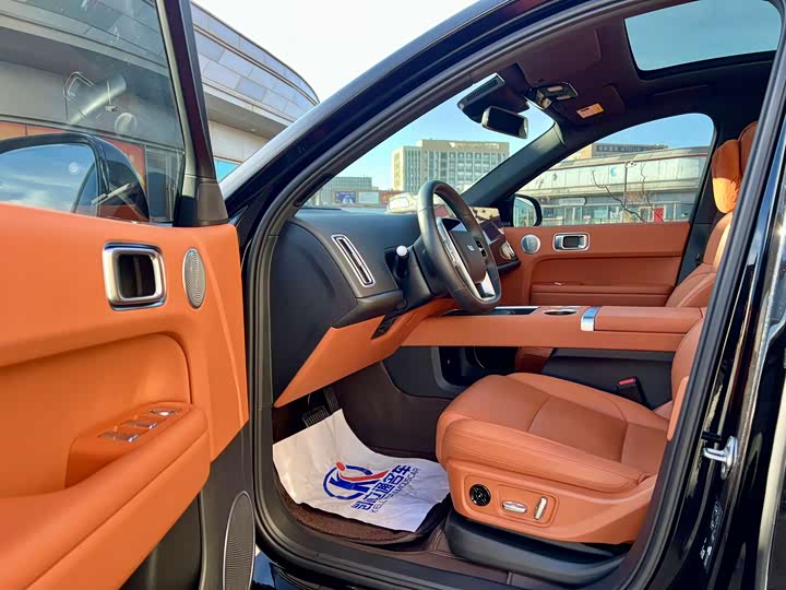 Фото 6 - LiXiang L6