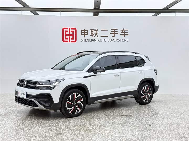 Фото 1 - Volkswagen Tharu