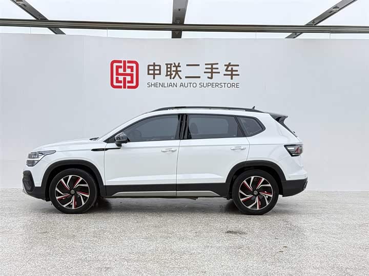 Фото 3 - Volkswagen Tharu