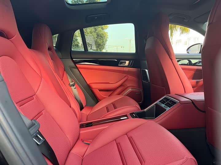 Фото 6 - Porsche Panamera