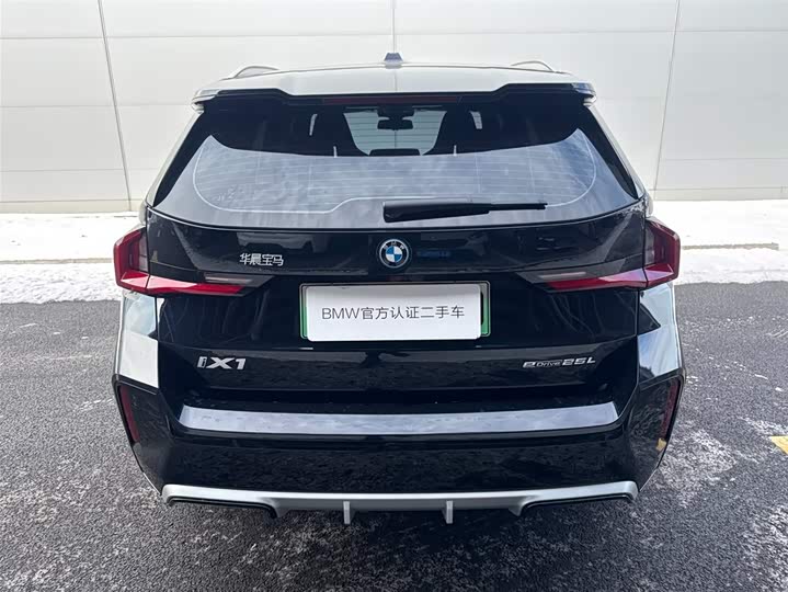 Фото 3 - BMW iX1