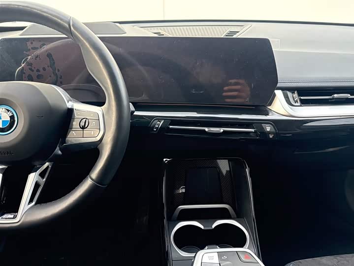 Фото 7 - BMW iX1