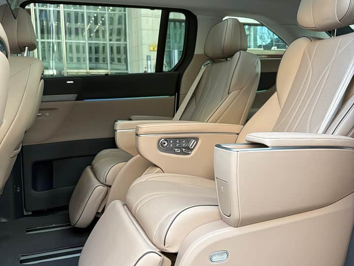 Фото 7 - XPeng X9