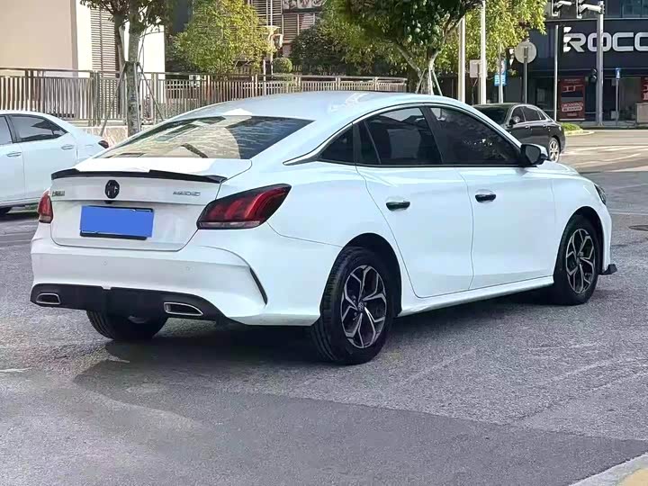 Фото 9 - MG Motor 5