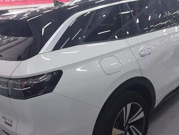 Фото 3 - Volkswagen Tavendor