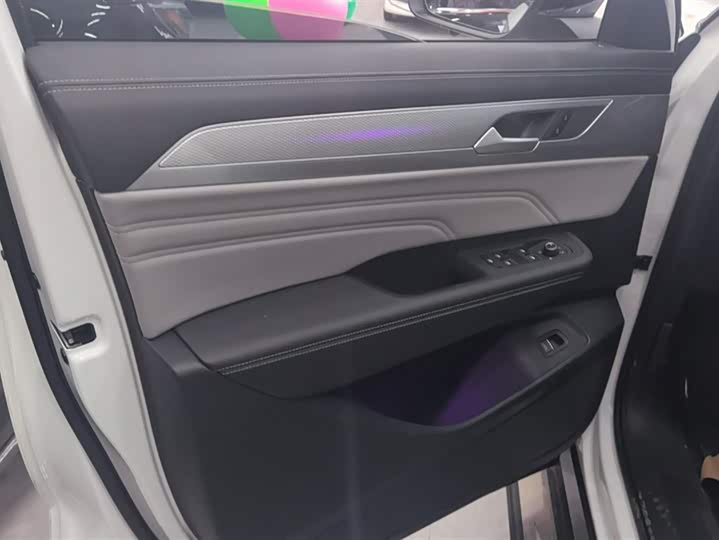 Фото 7 - Volkswagen Tavendor