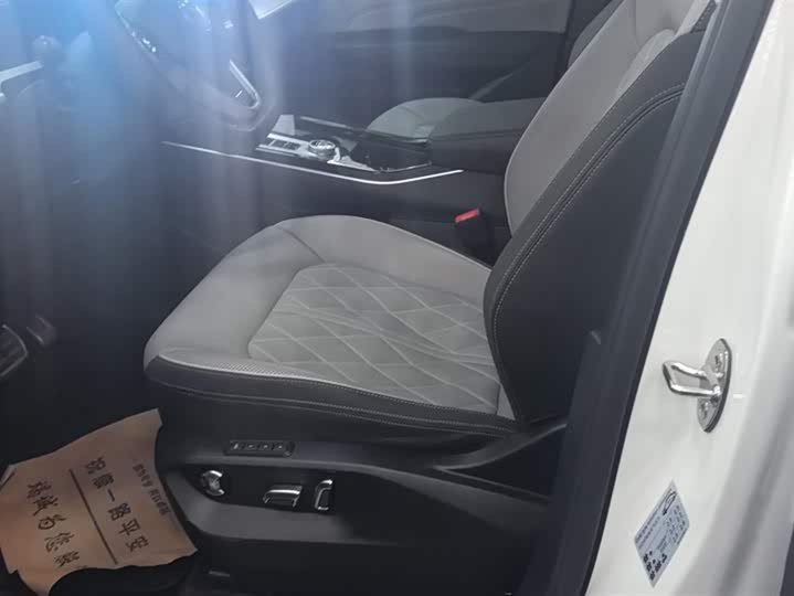 Фото 9 - Volkswagen Tavendor