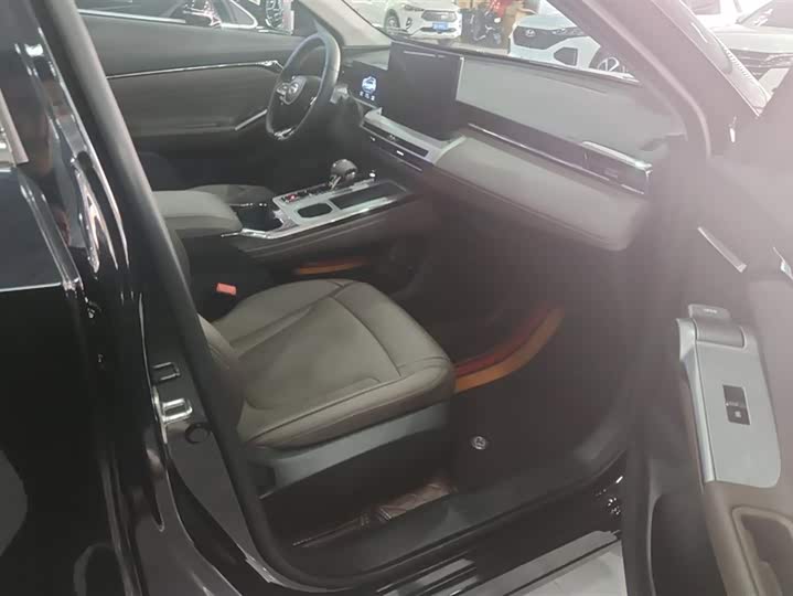 Фото 8 - GAC Trumpchi GS4