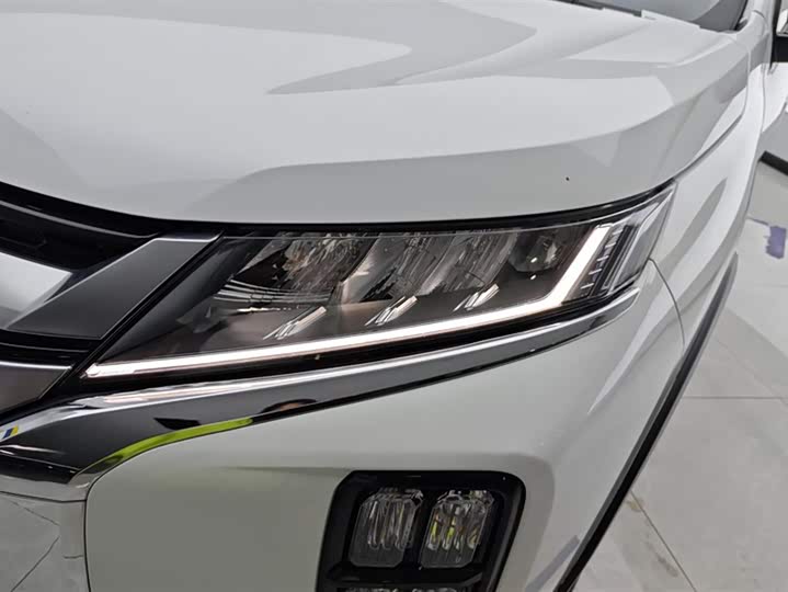 Фото 5 - Mitsubishi ASX