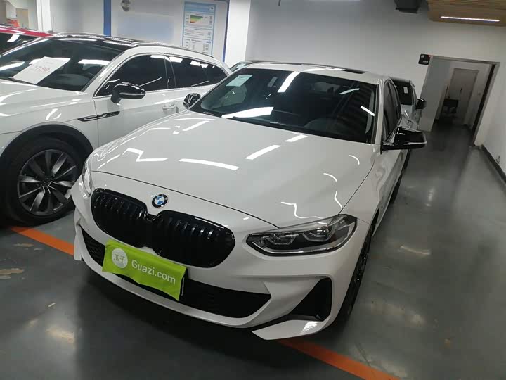 Фото 1 - BMW 1 Series