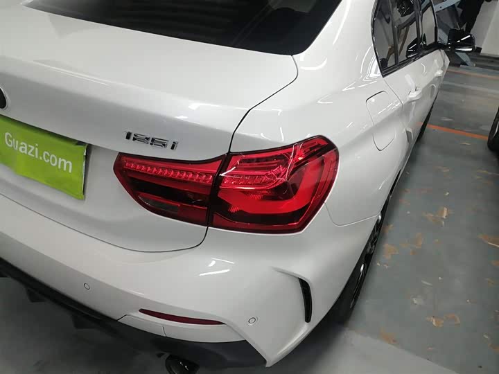 Фото 8 - BMW 1 Series