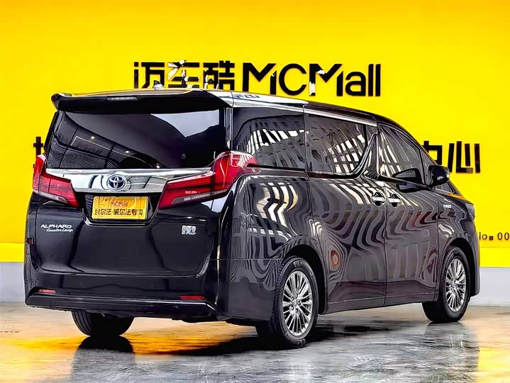 Фото 4 - Toyota Alphard