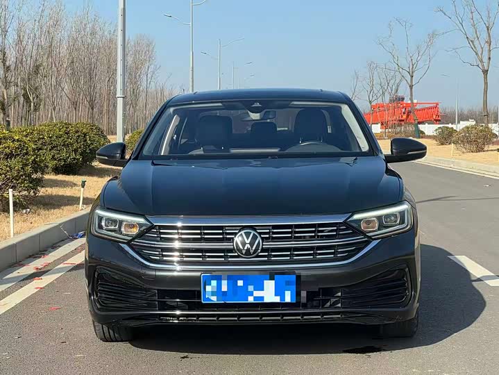 Фото 2 - Volkswagen Sagitar L