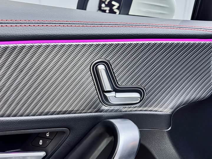 Фото 6 - Mercedes-Benz A-Class