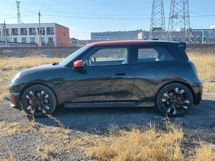 Фото 4 - Mini Cooper JCW