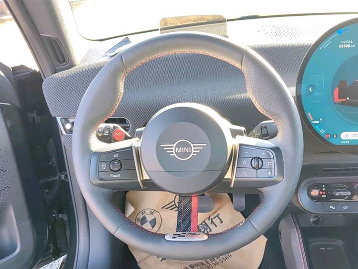 Фото 8 - Mini Cooper JCW