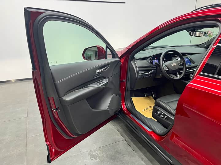 Фото 5 - Cadillac XT4