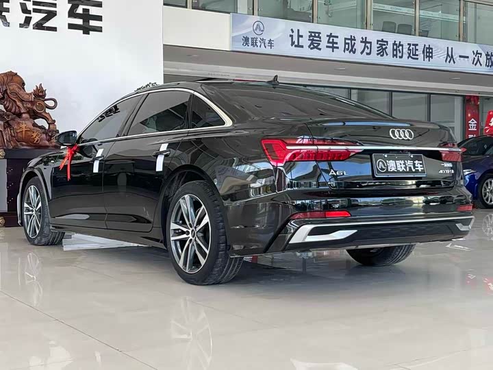 Фото 7 - Audi A6L