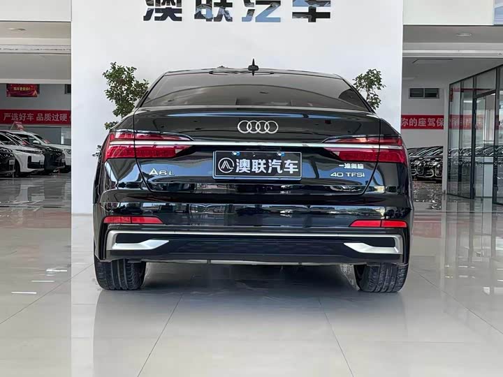 Фото 8 - Audi A6L