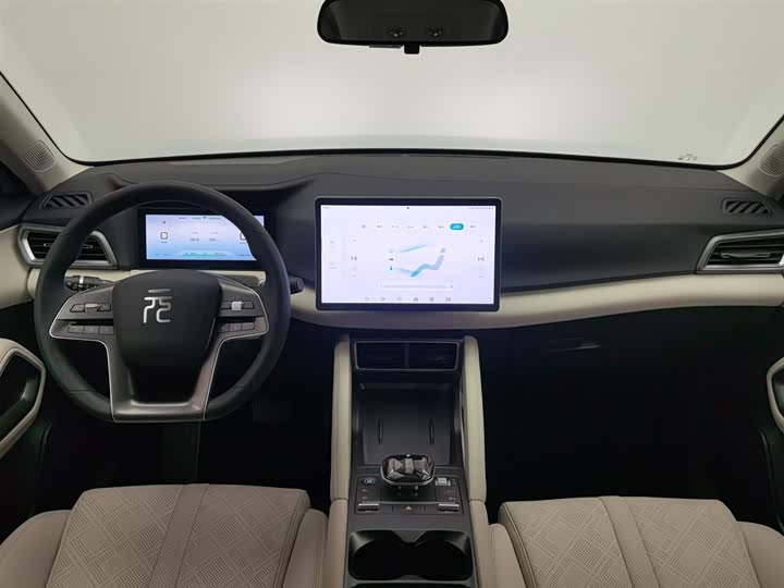 Фото 5 - BYD Yuan Up