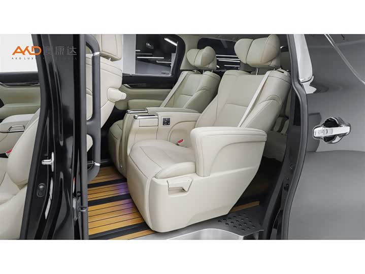 Фото 7 - Toyota Alphard