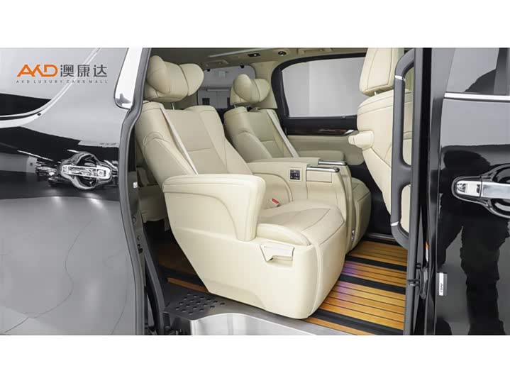 Фото 8 - Toyota Alphard