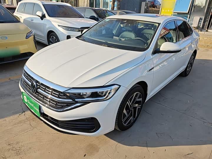 Фото 2 - Volkswagen Sagitar L