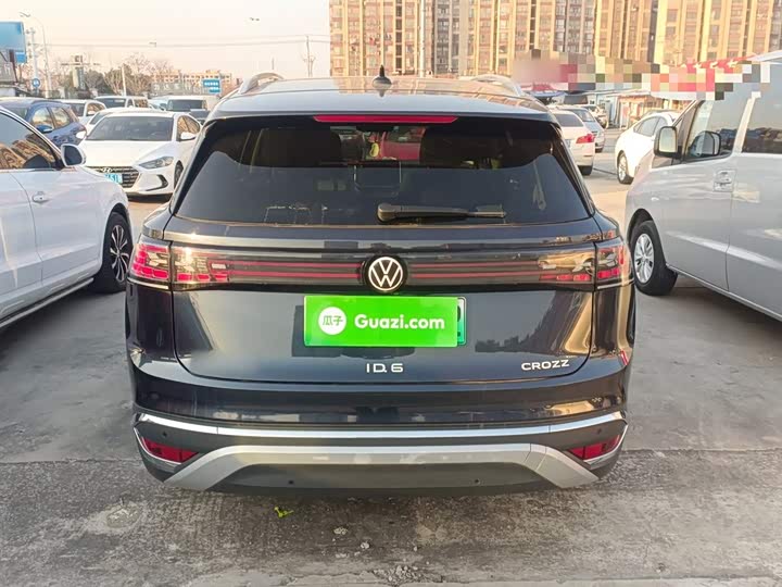 Фото 6 - Volkswagen ID.6 Crozz