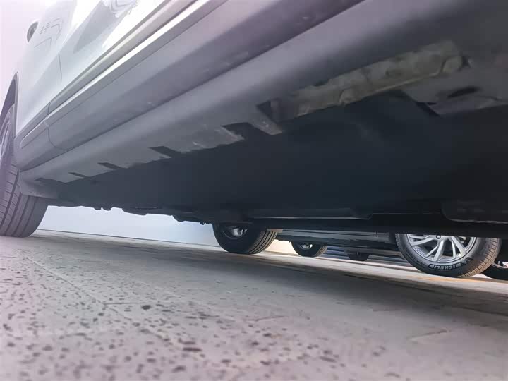 Фото 2 - Lincoln Corsair