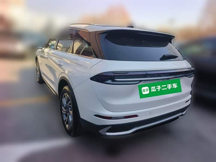 Фото 9 - Lincoln Corsair