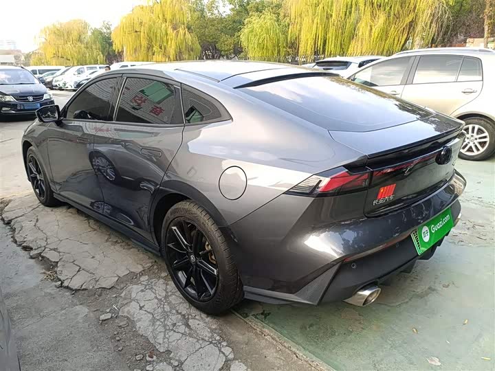 Фото 5 - Changan UNI-V Hybrid