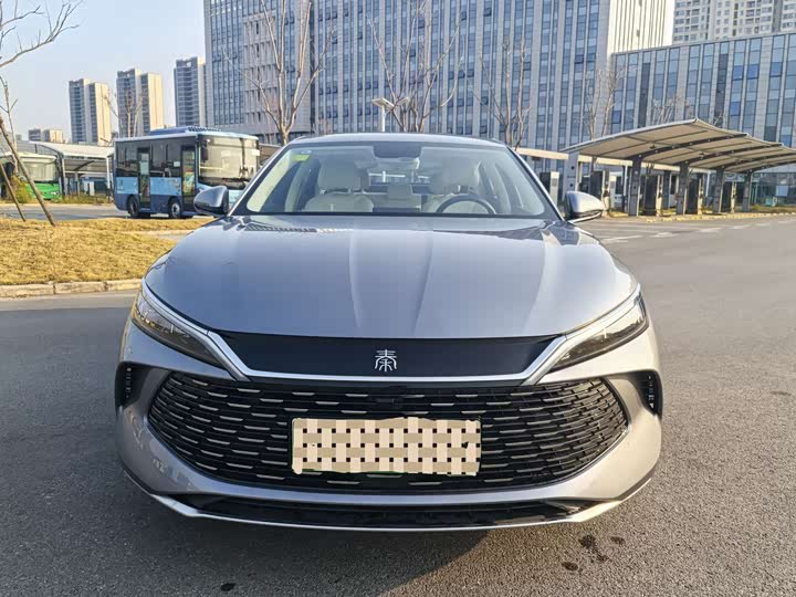 Фото 2 - BYD Qin L
