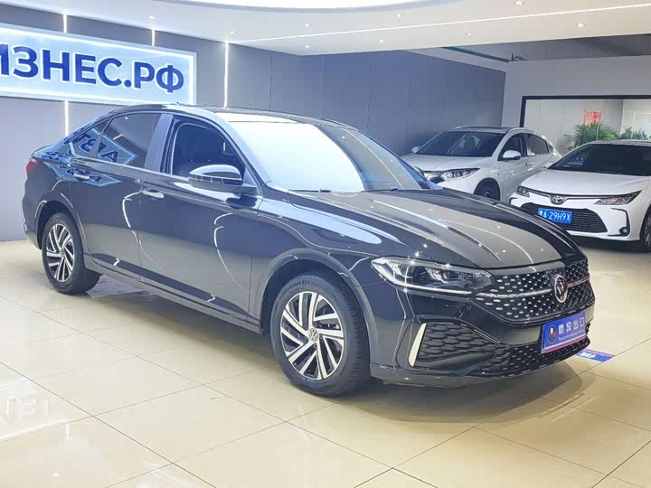 Фото 3 - Volkswagen Lavida