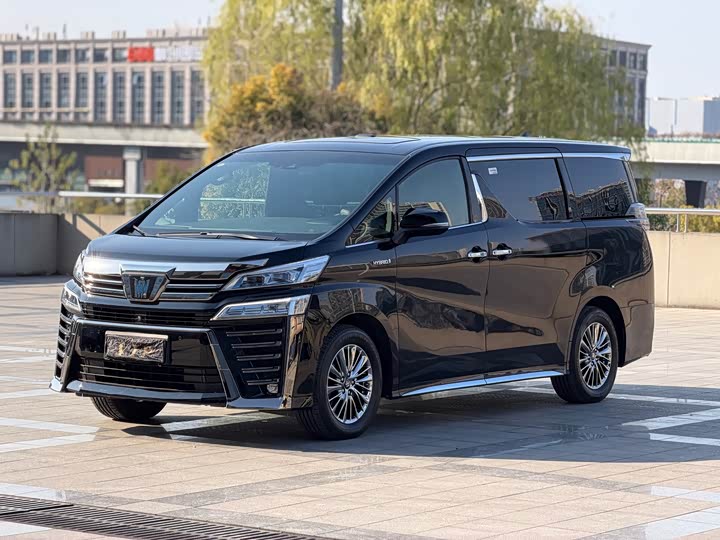 Фото 4 - Toyota Vellfire